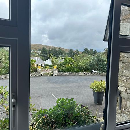 Buttermilk Lodge Guest Accommodation Clifden Esterno foto