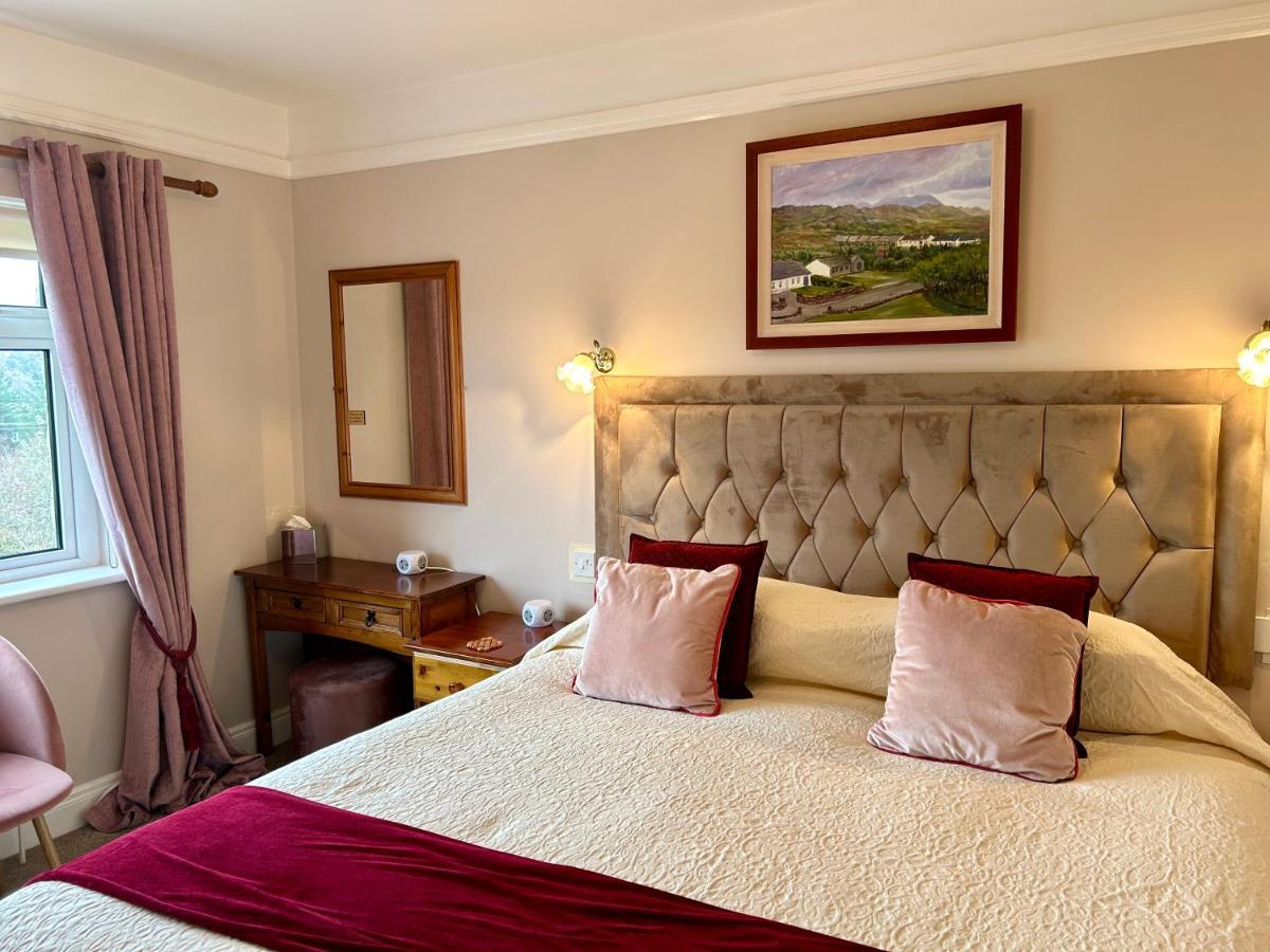 Buttermilk Lodge Guest Accommodation Clifden Esterno foto